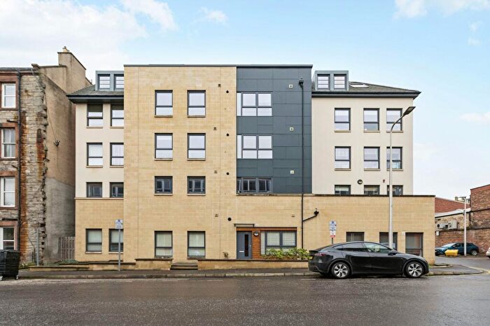 2 Bedroom Flat For Sale In Hatters Lane, Edinburgh, EH7