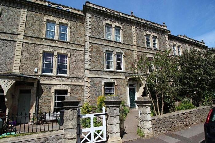 1 Bedroom Flat For Sale In Herbert Road, Clevedon, North Somerset, BS21