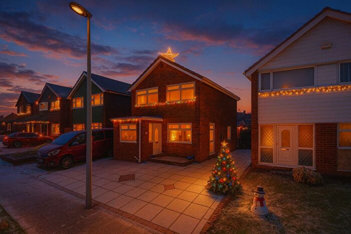 3 Bedroom Detached House For Sale In Minton Way, Widnes, WA8