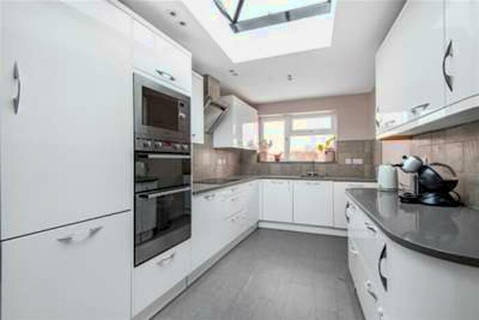 5 Bedroom Detached House To Rent In Waltham Abbey, Essex, EN9