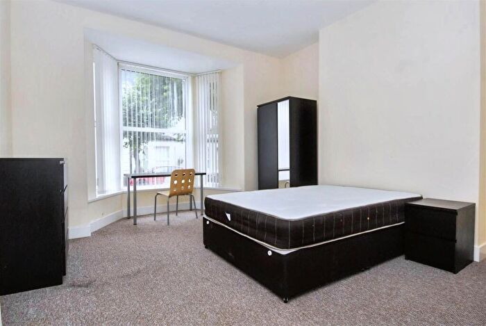 1 Bedroom Flat To Rent In Seaton Avenue Flat, Plymouth, PL4