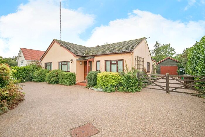 4 Bedroom Detached Bungalow For Sale In Green Lane, Boxted, Colchester, CO4