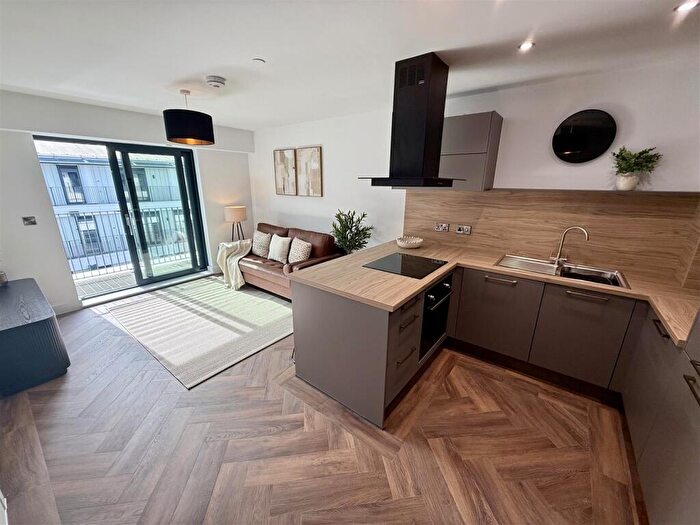 1 Bedroom Apartment To Rent In St Pauls Square, Birmingham, B3