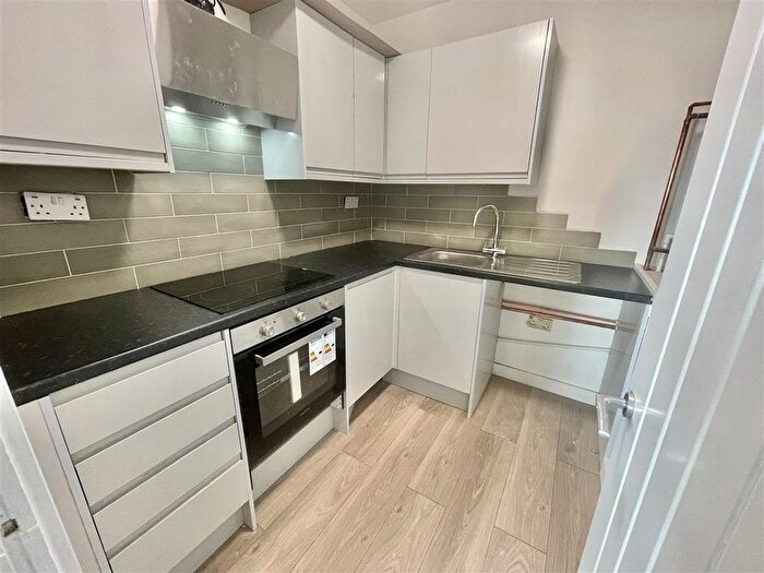 1 Bedroom Flat To Rent In B Blenheim Road, Harrow, HA2