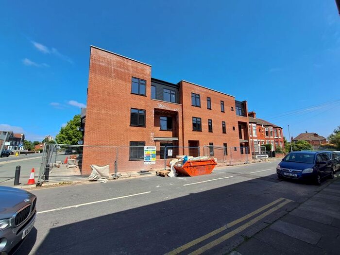 11 Bedroom Flat To Rent In New Chester Road, Wirral, CH62