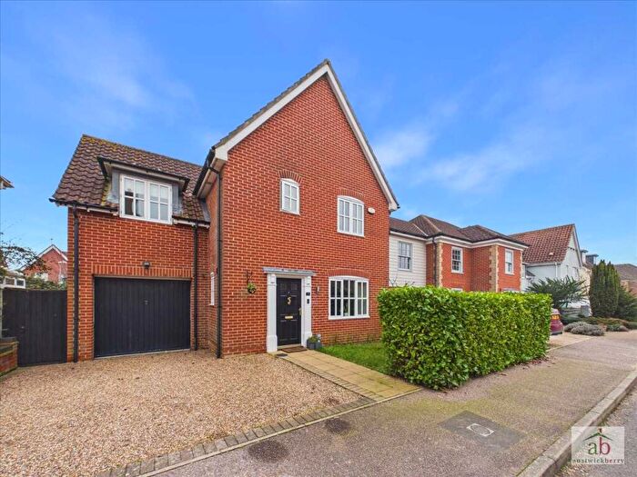 3 Bedroom Detached House For Sale In Curtis Way, Grange Farm, Kesgrave, IP5
