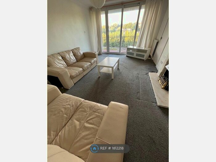 2 Bedroom Flat To Rent In South Meadow Lane, Preston, PR1