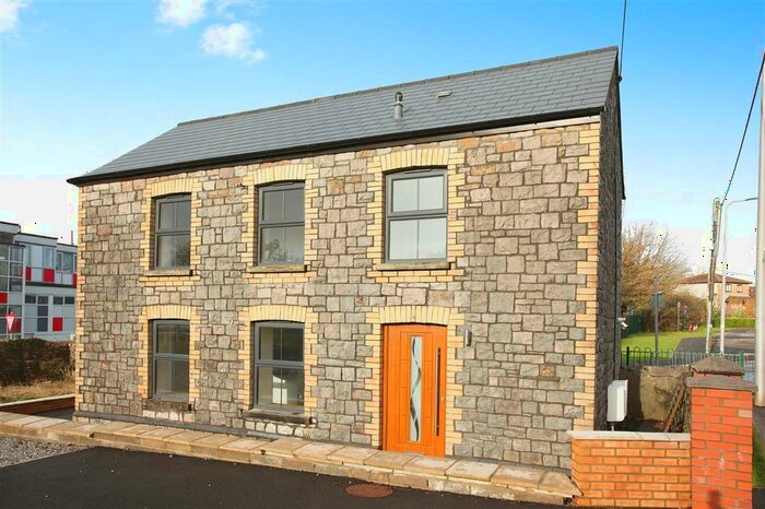 2 Bedroom Detached House To Rent In Addison Avenue, Llanharry, Pontyclun, CF72