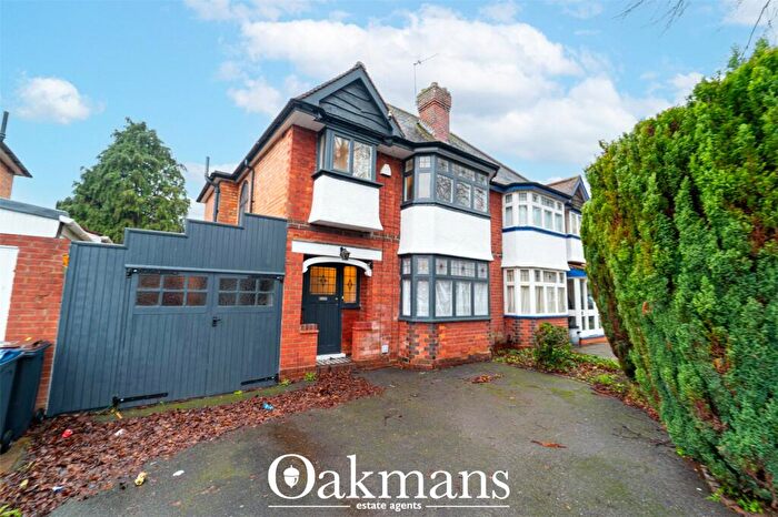 3 Bedroom Semi Detached House For Sale In Miall Road, Birmingham, West Midlands, B28