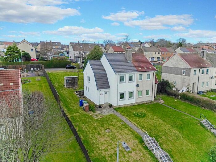 2 Bedroom Semi-Detached House For Sale In Semple Avenue, Lochwinnoch, PA12