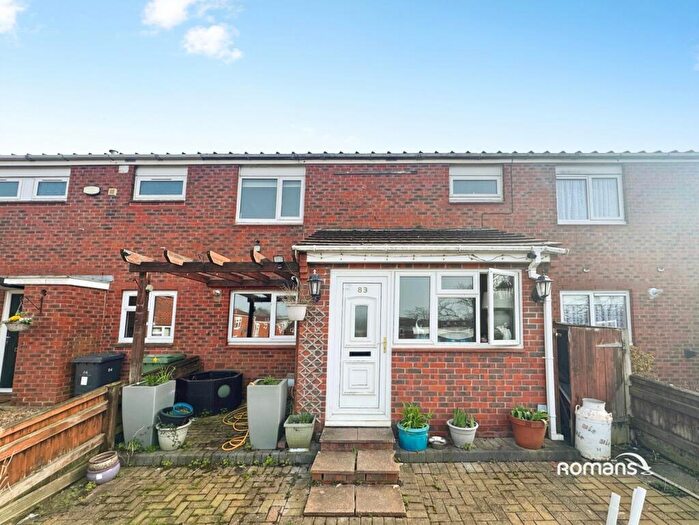3 Bedroom Terraced House For Sale In Chopin Road, Basingstoke, Hampshire, RG22