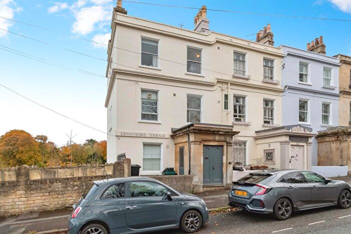 1 Bedroom Flat For Sale In Wellsway, Bath, BA2