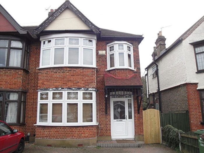 3 Bedroom Semi Detached House To Rent In Mill Lane, Chadwell Heath, RM6