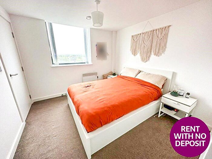 2 Bedroom Flat To Rent In Ashton Lane, Sale, Greater Manchester, M33