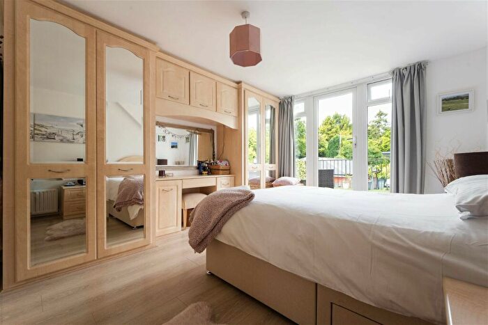 5 Bedroom Detached House For Sale In East Gomeldon Road, Gomeldon, SP4