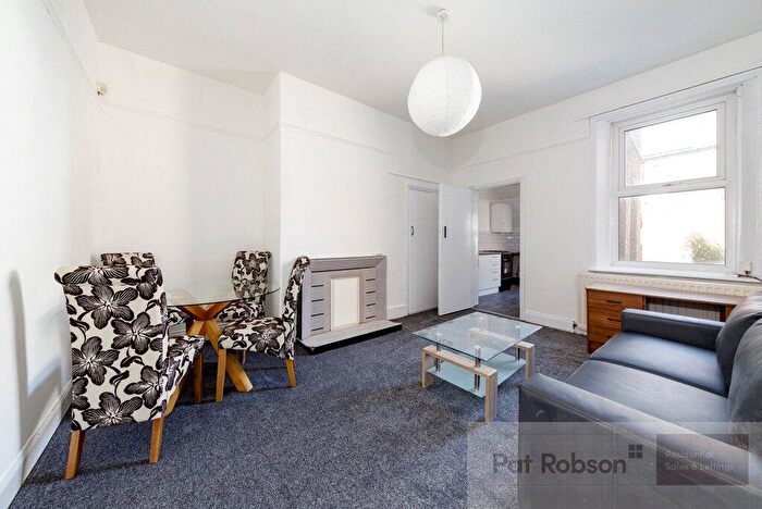 2 Bedroom Apartment To Rent In Helmsley Road, Sandyford, Newcastle Upon Tyne, NE2