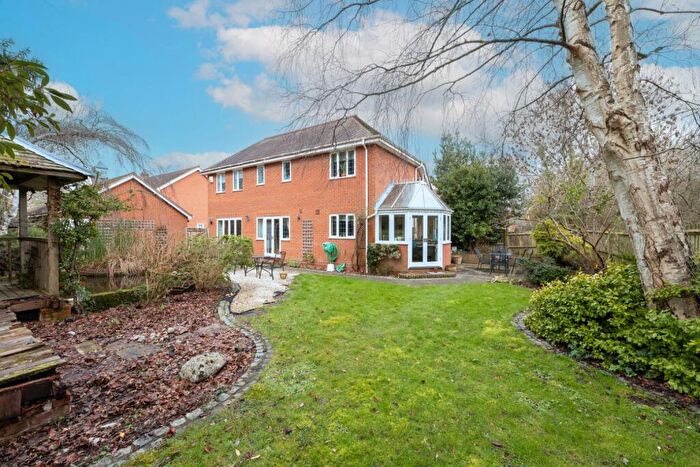 4 Bedroom Detached House For Sale In Sought After, Quiet Cul-de-Sac In Wendover, HP22