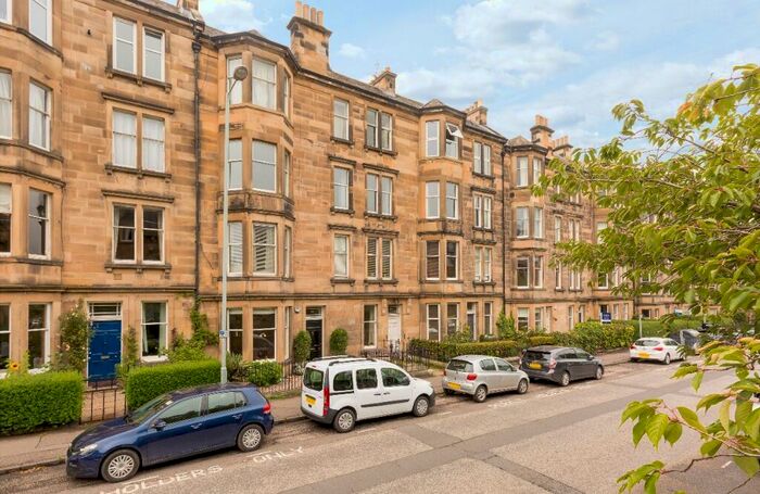 4 Bedroom Flat To Rent In Strathearn Road, Grange, Edinburgh, EH9