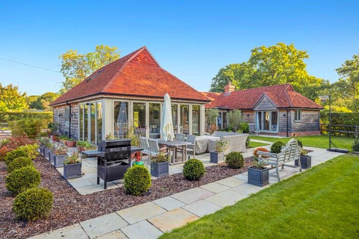 4 Bedroom Detached House To Rent In Hurlands Lane, GU8