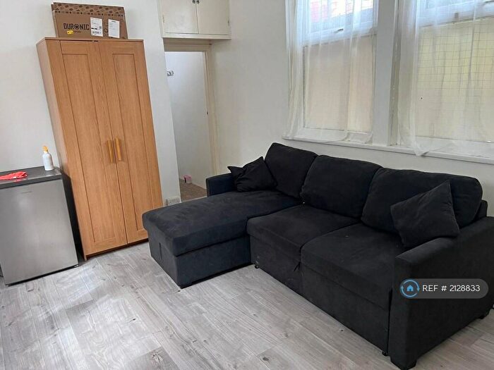 Studio To Rent In Grimston Gardens, Folkestone, CT20