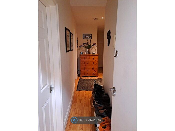 1 Bedroom Flat To Rent In Morat Street, London, SW9