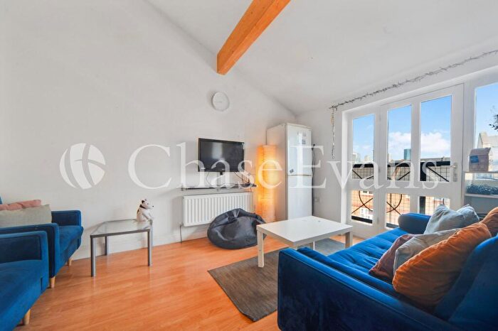 6 Bedroom Terraced House For Sale In Grove Street, Surrey Quays, London, SE8