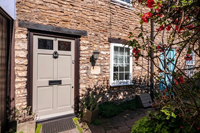 2 Bedroom Terraced House For Sale In Portway, Frome, BA11