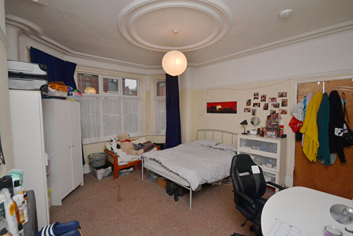 5 Bedroom Terraced House To Rent In Milverton Road, Victoria Park, Manchester, M14