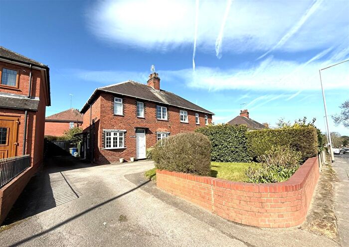 3 Bedroom Semi Detached House For Sale In Sandy Lane, Rugeley, WS15