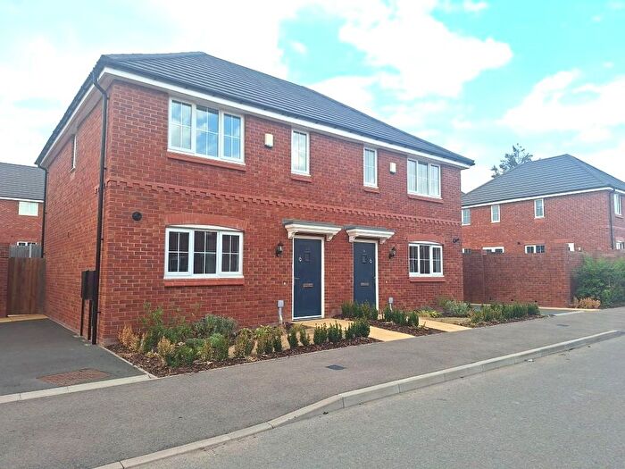 3 Bedroom Semi-Detached House For Sale In Neptune Close, Nuneaton, CV11