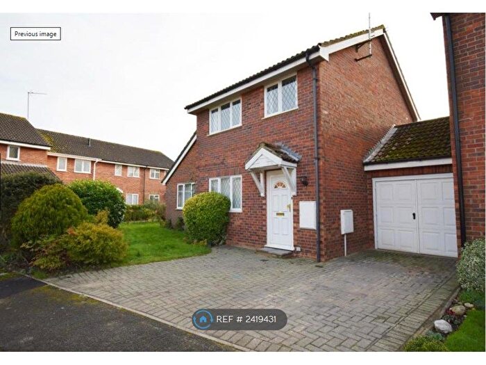 3 Bedroom Detached House To Rent In The Willows, Reading, Caversham, RG4