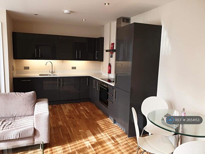 1 Bedroom Flat To Rent In Baldwin House, Harrow, HA1