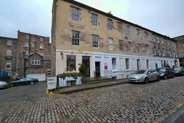 1 Bedroom Flat To Rent In William Street, Edinburgh, EH3