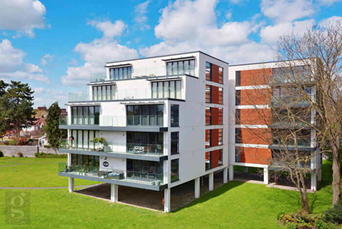 2 Bedroom Apartment For Sale In Greyfriars Avenue, Hereford, HR4