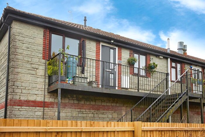 2 Bedroom Apartment For Sale In Beaufoy Close, Shaftesbury, SP7