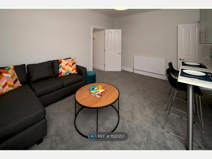 4 Bedroom Terraced House To Rent In Sandbach Road, Bristol, BS4