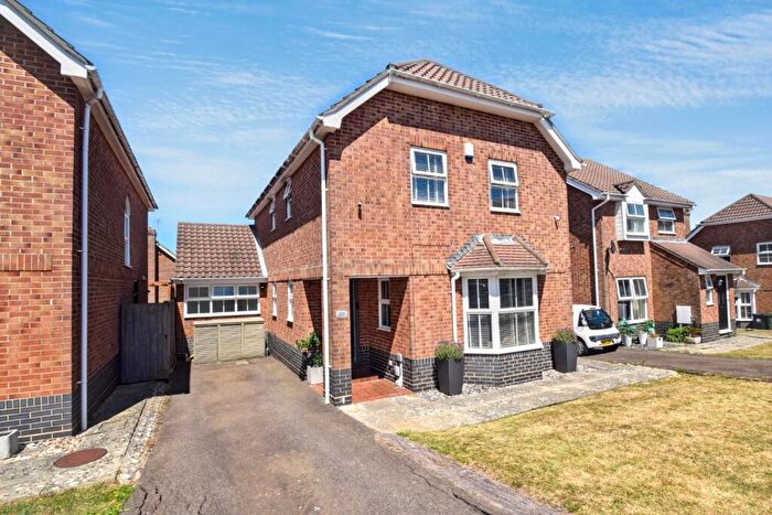5 Bedroom Detached House For Sale In Chiltern Close, Eastbourne, BN23