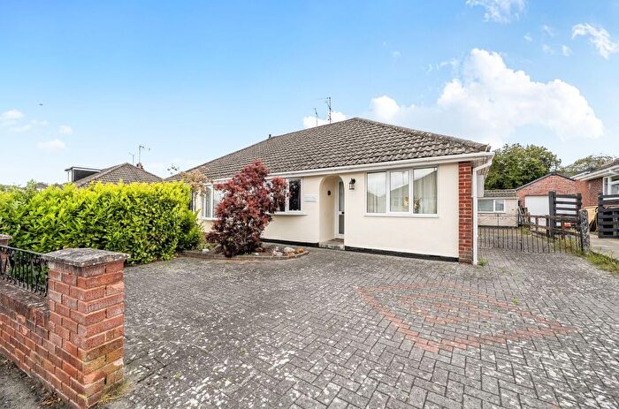 2 Bedroom Semi Detached House For Sale In Summerhouse Road, Wroughton, Swindon, SN4
