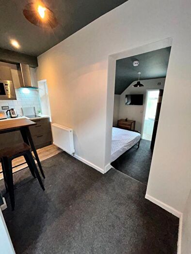 1 Bedroom Studio To Rent In Vale Road, Colwick, Nottingham, NG4