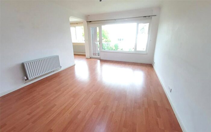 2 Bedroom Maisonette To Rent In Dene Gardens, Stanmore, Middlesex, HA7