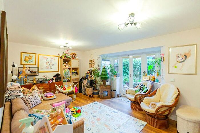 4 Bedroom End Terrace House For Sale In Mayflower Close, Bristol, BS9