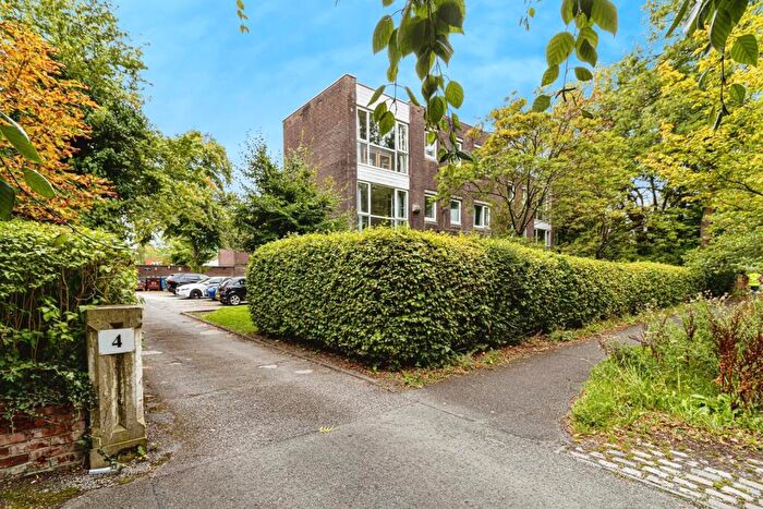 1 Bedroom Apartment To Rent In Conyngham Road, Manchester, Greater Manchester, M14