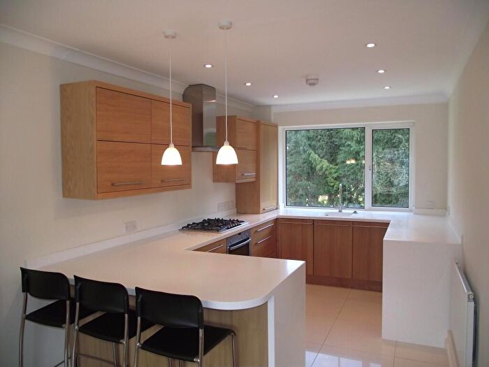 3 Bedroom Maisonette To Rent In Charmouth Court St. Albans, AL1