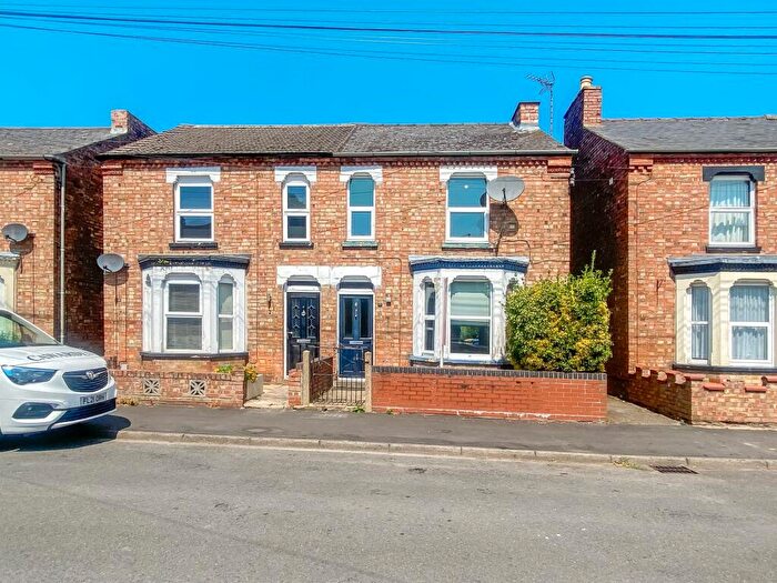 3 Bedroom Semi-Detached House For Sale In York Road, Wisbech, PE13