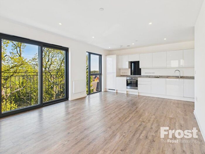 2 Bedroom Apartment To Rent In Oak End Way, Gerrards Cross, Buckinghamshire, SL9