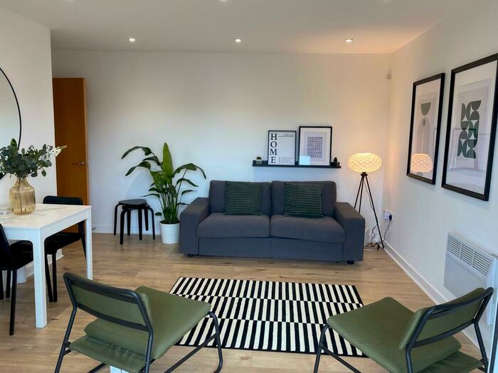 1 Bedroom Flat To Rent In St George's Way, London, SE15