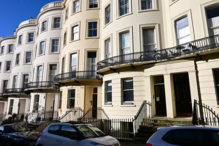 1 Bedroom Flat To Rent In Brunswick Place, Hove, BN3