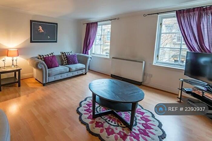 2 Bedroom Flat To Rent In St. Andrews Square, Glasgow, G1