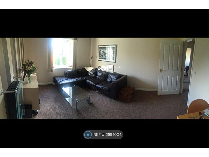 2 Bedroom Flat To Rent In Longley Ings, Sheffield, S36