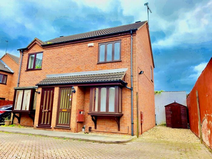 2 Bedroom Semi-Detached House To Rent In Craven Mews, Lincoln, LN5